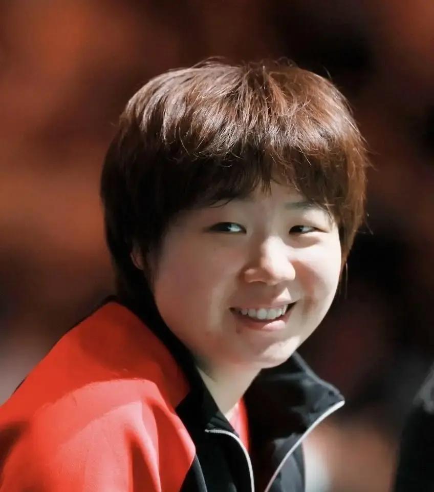 说她“情商低”的人，可能从没在职场说过真话。蒯曼那句话，拆开看每个字都没问