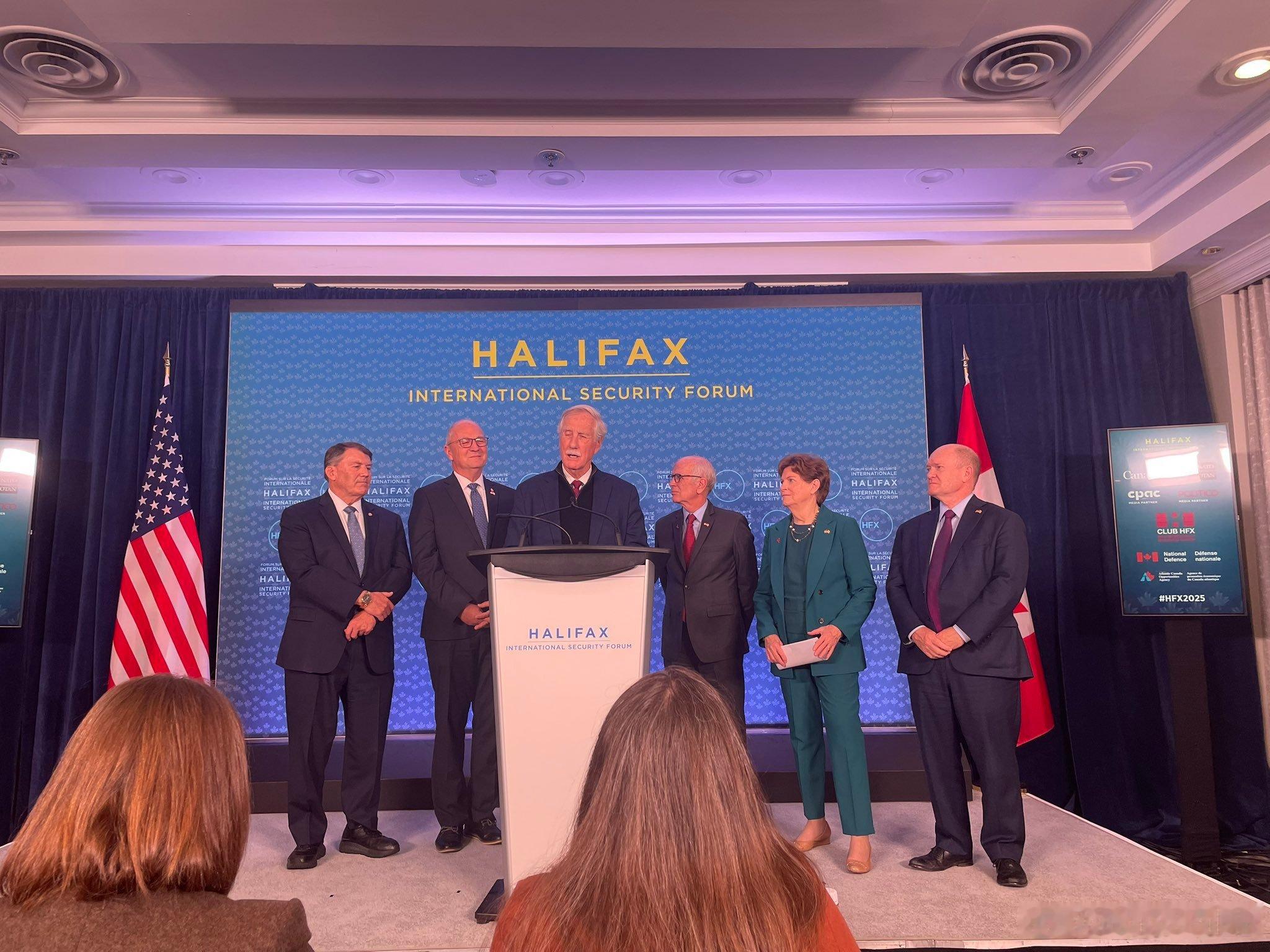 美媒，一份据称由美俄两国高级官员共同起草的乌克兰28点和平协议引发了国会民主党和