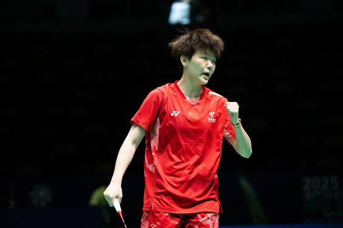 2026年印尼羽毛球大师赛第2日实时赛况韩千禧21-15、15-21、8