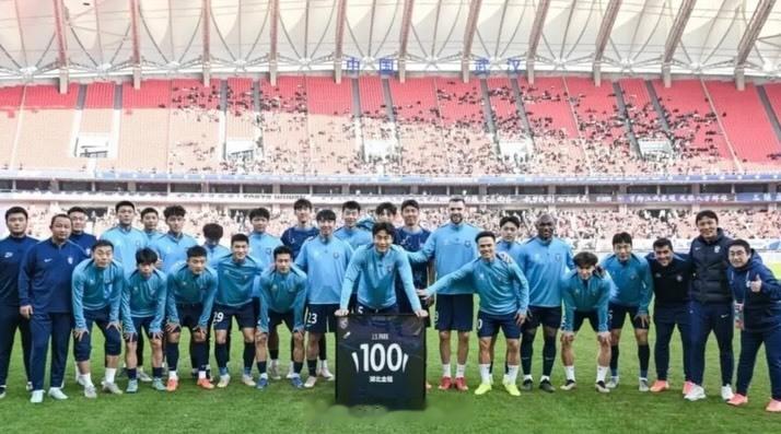 【朴志洙在IG发布图文告别武汉三镇】朴志洙发布的英文内容如下：“Today,