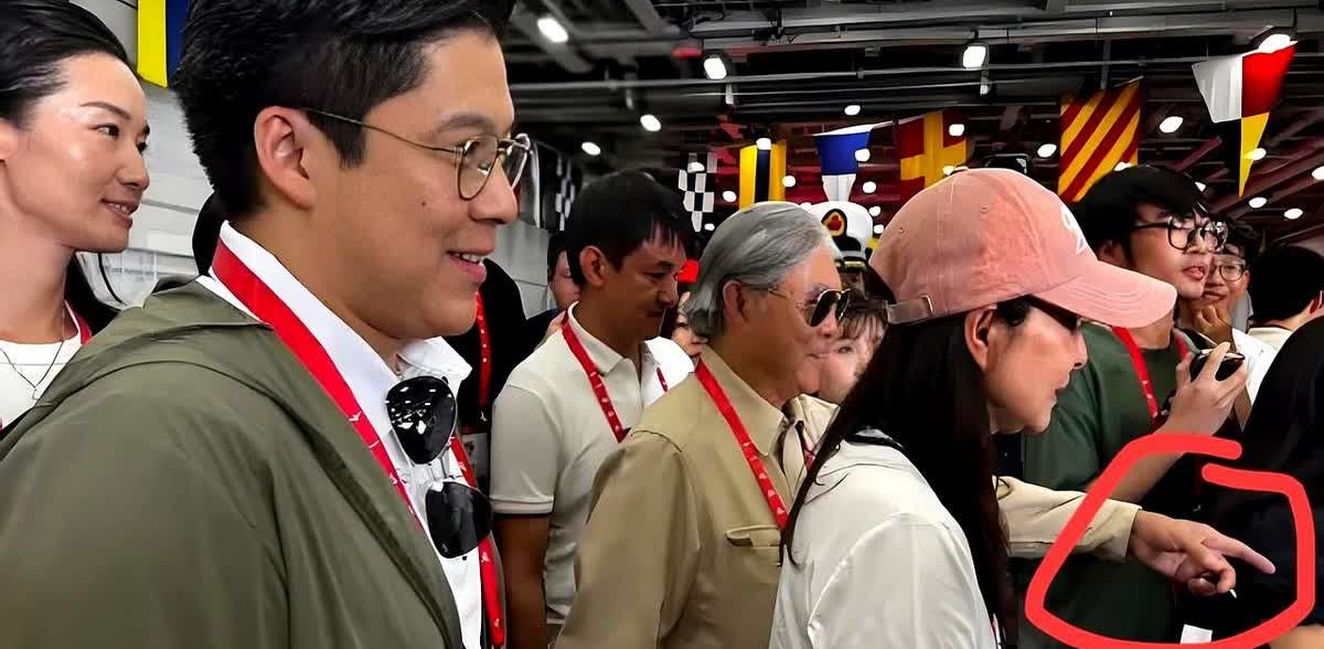 难怪霍震霆如此疼爱郭晶晶！别看老爷子平时雷厉风行，在孙子孙女面前可是