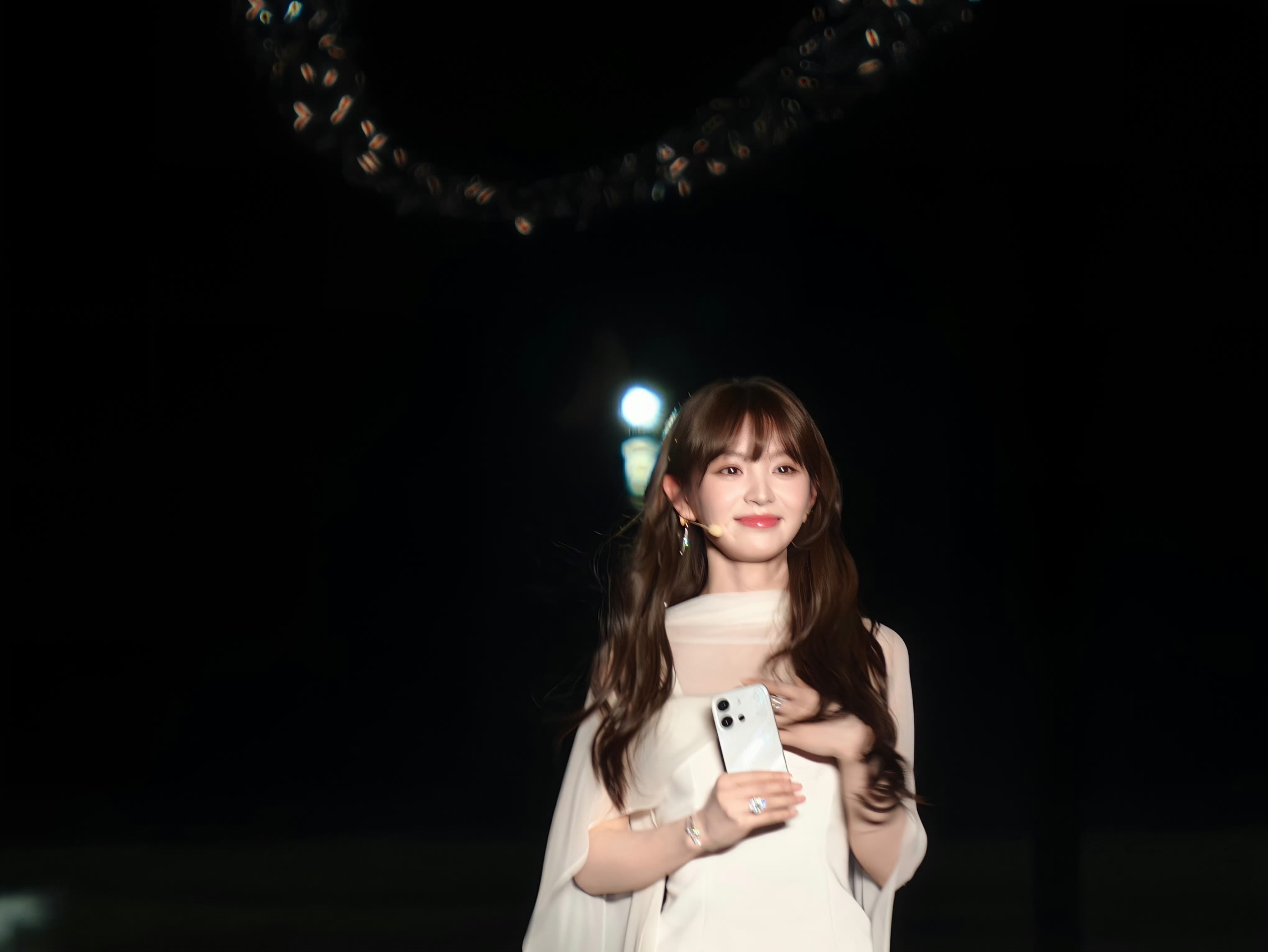 田曦薇奔跑起来，像星星划过美了美了