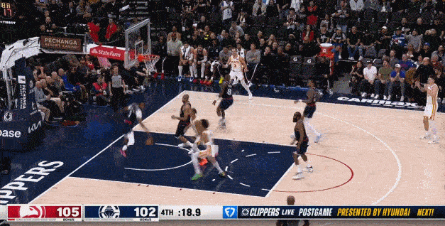 争议太大了，快船102-105惜败老鹰，这场比赛哈登有一个球具有很大的争议，赛后