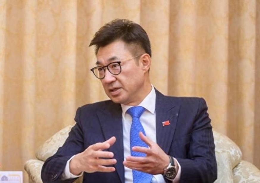 不提名就退党,江启臣山穷水尽！江启臣这个动作，有点出人意料了明明