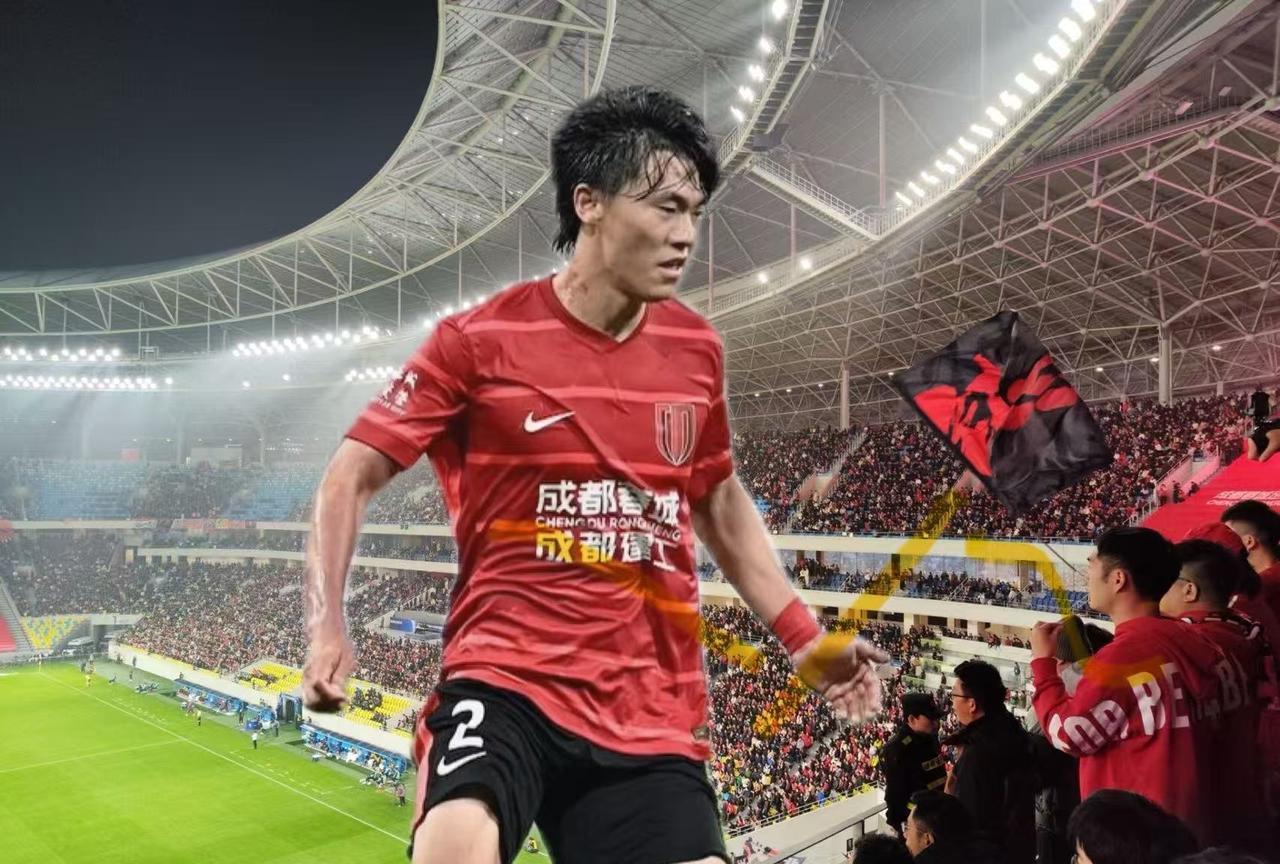 丫丫（古尔芬克尔）本赛季结束后合约到期，如果没有续约，下个赛季可让胡荷韬回到左路