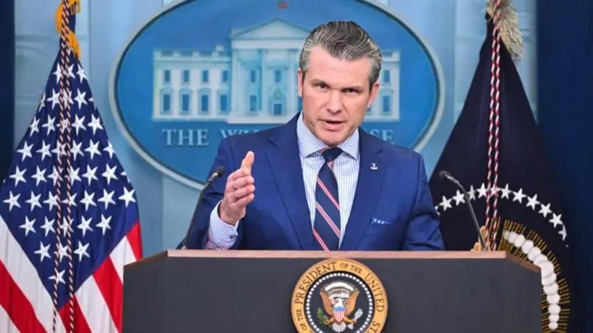 F-35被防空导弹命中，全球首架五代机带弹洞迫降！很多人以为这只是一次普通的战损