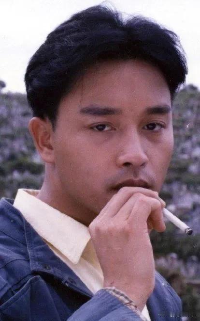 当全香港的明星都在为片酬斤斤计较时，身价顶天的张国荣却签下了演艺生涯最“亏本”的