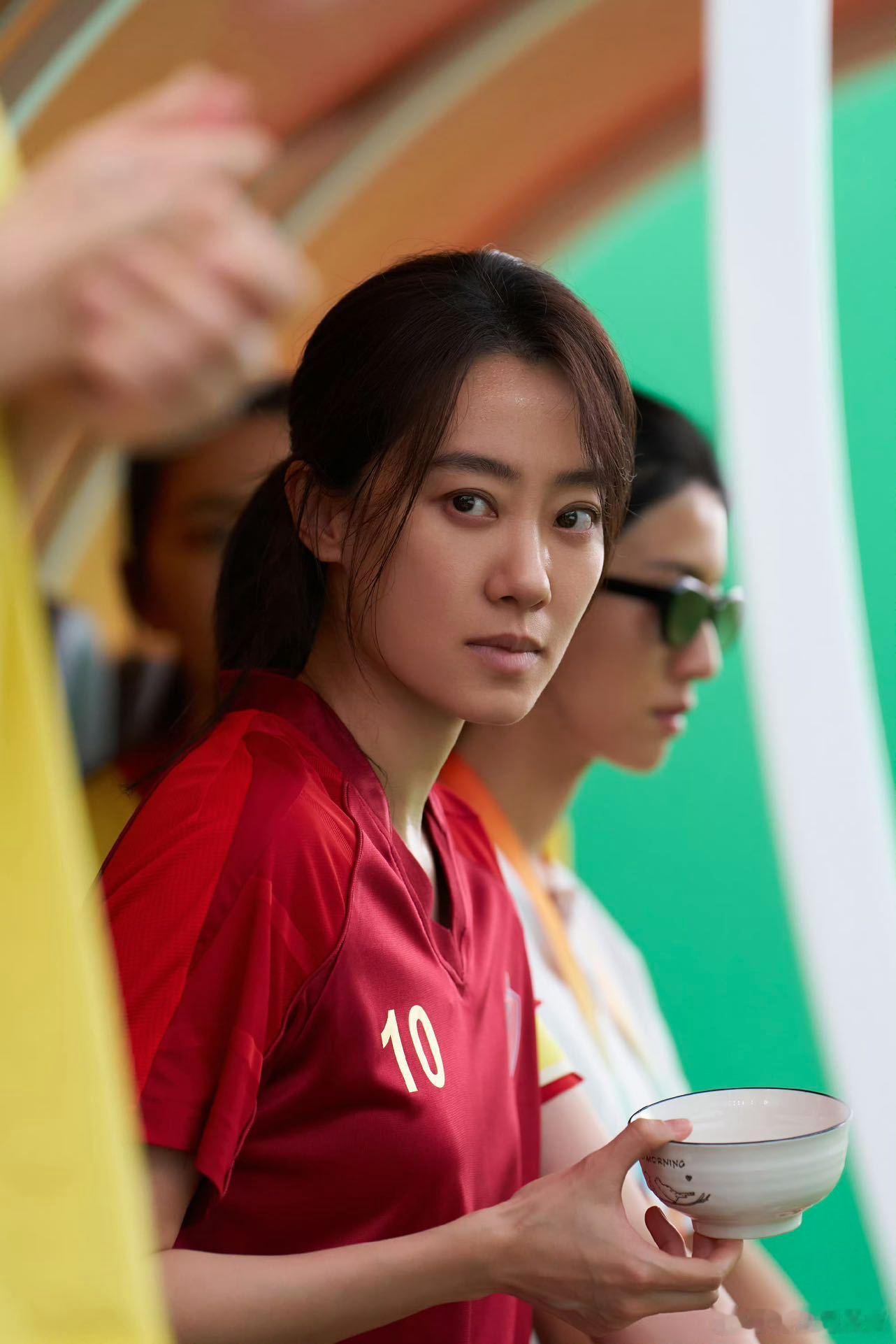功夫女足破20亿票房🎉恭喜张小斐领衔主演的《功夫女足》票房突破20亿！张小斐