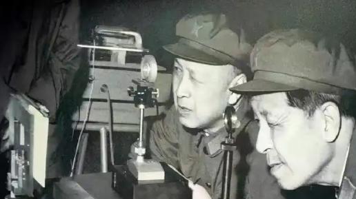 1947年，钱学森36岁尚未成婚，干妹妹替他物色伴侣，他却开口道，要不你嫁给我，