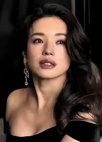 舒淇九年求子路，藏着多少人没看懂的人生真相舒淇在采访里说的话，像块石头砸进