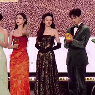 祖儿:我在哪儿我怎么在这儿？？？