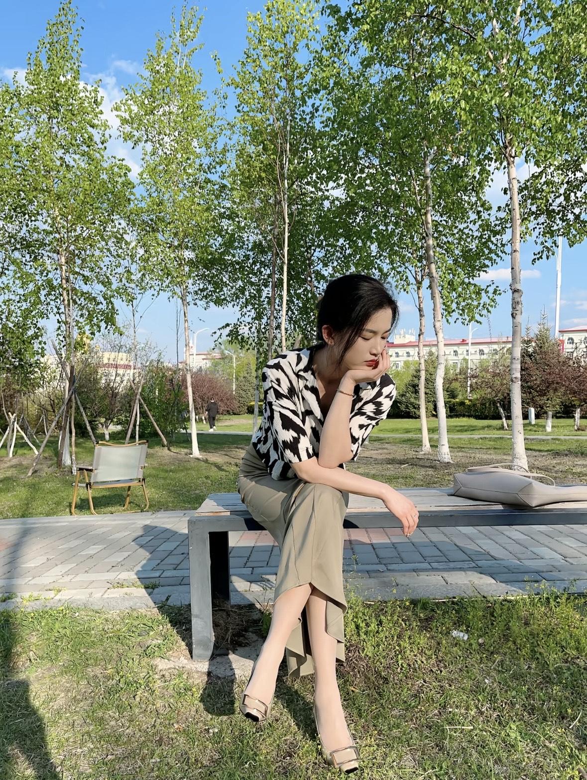 如何看待女生穿丝袜