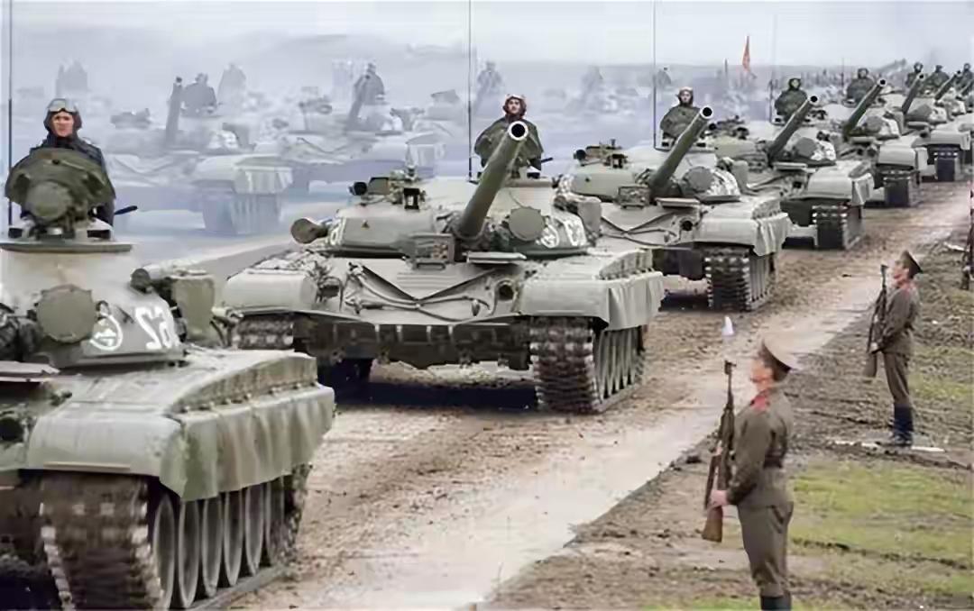 日本投降的真正元凶：是美国的两颗原子弹，还是苏联的百万钢铁洪流而站在战局推演