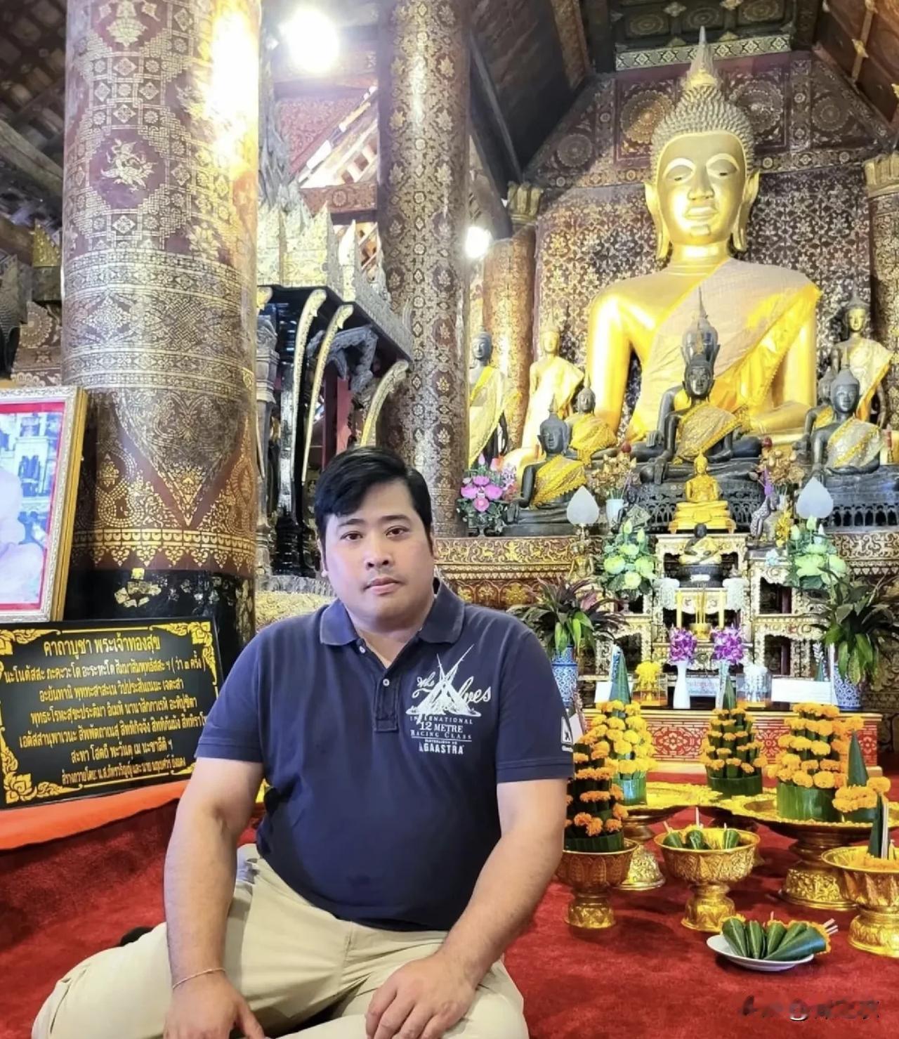 年轻时的泰王很不像话，所以精明能干的老泰王对这个儿子很是失望，因此老泰王甚至希望