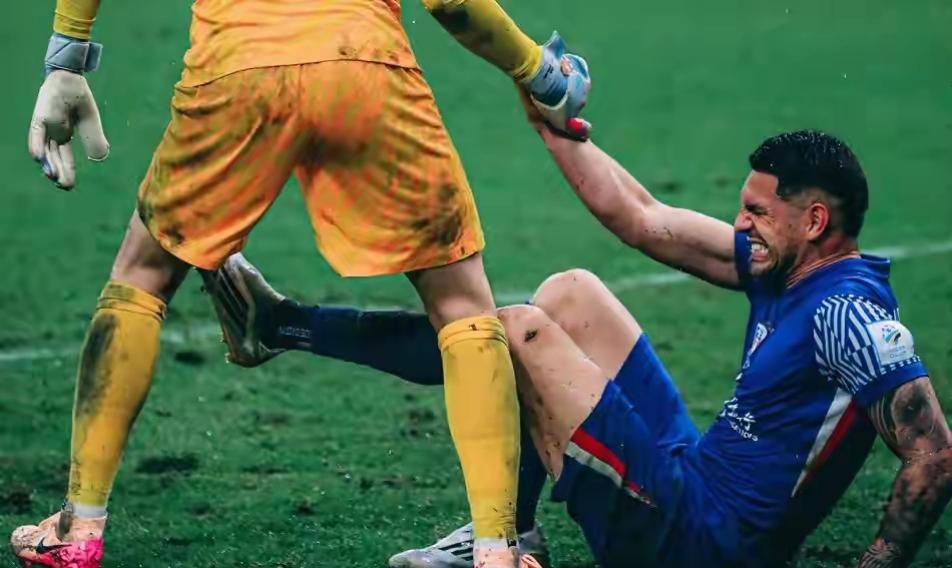 拿不到续约就泼脏水！路易斯发文炮轰上海申花！路易斯未能得到上海申花的续约合同，