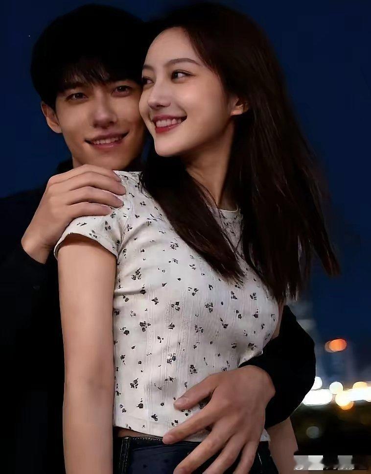 人性潜规则！1、女人再穷别陪睡，男人再穷别犯罪。2、能留在南方就不要留在北方。3