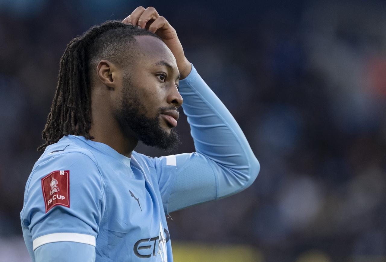 伊恩·赖特列出了他认为阿森纳本应签下的两名球员！“当你看到姆贝乌莫的踢球方