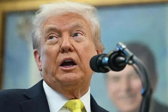 国防部终于说出了全国人民最想听的那句硬气话！1月16号国防部那场例行记者会，