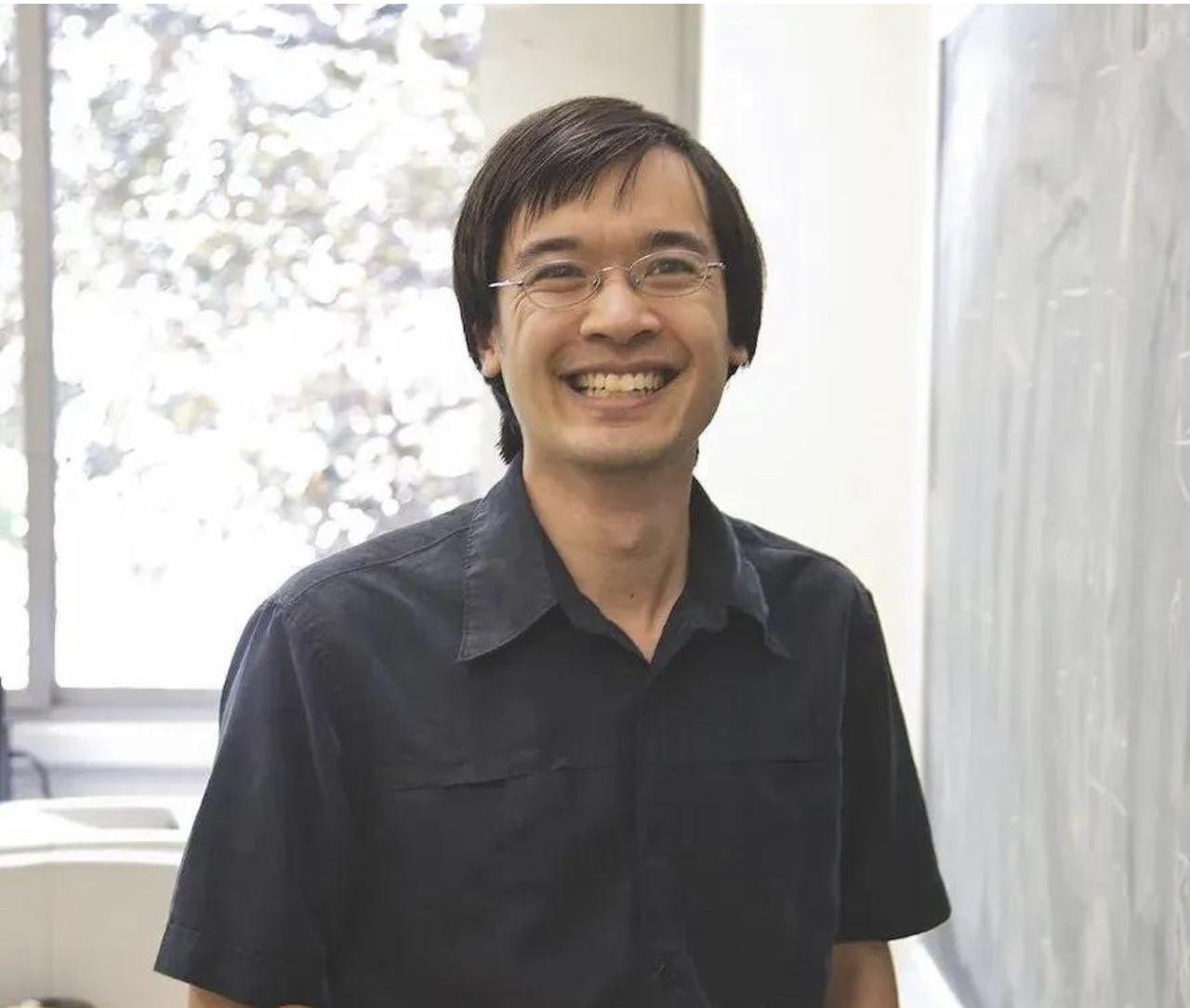 说真的，下面这几个任何一位，韦东奕与他们在学术上相比都搞不赢。但是，韦东奕子所以