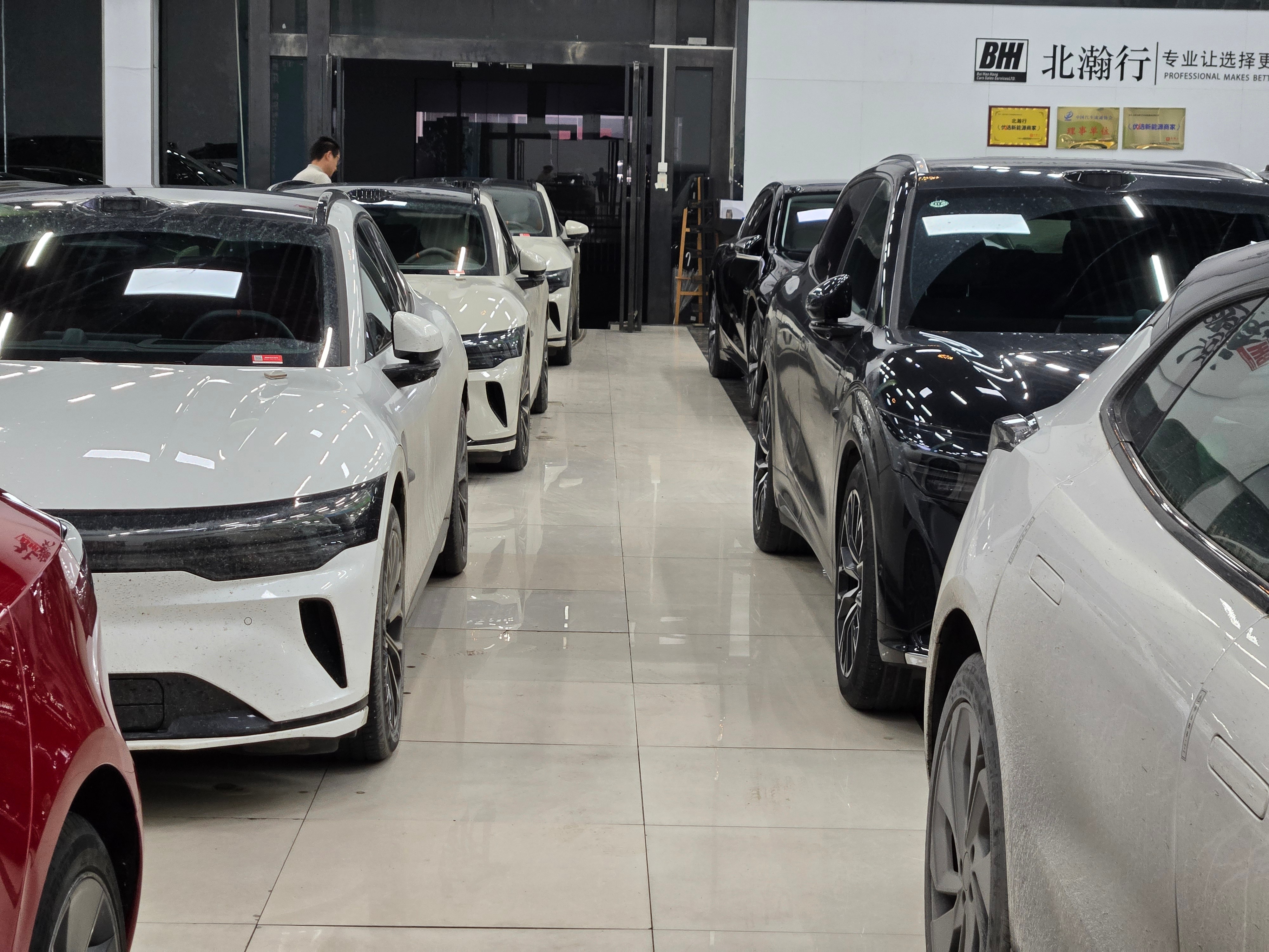 又到一批，过年前把几板车处理完就可以了