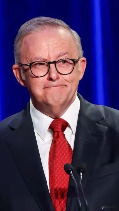 “我要把它拿回来，因为它已经盈利了。”这话从澳大利亚总理嘴里说出来，直接砸在了