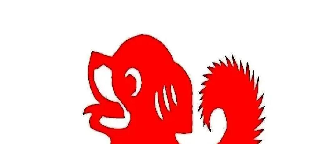 刷到一条帖子说属狗的人明年别穿黑，得换泥土棕配苔藓绿，不然贵人运被浇灭。点进