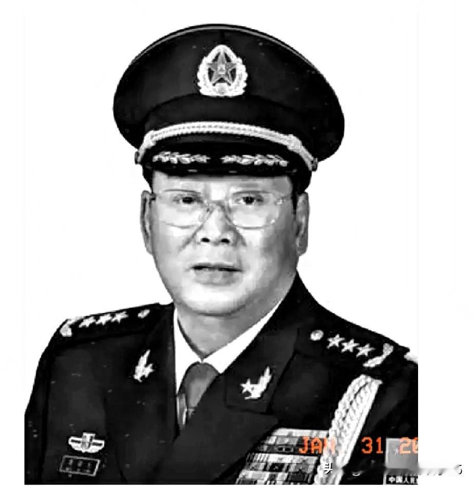 网友感慨，总后勤部部长这“肥缺”一把坐不稳，网友认为这“肥缺”一把坐得稳。到底是