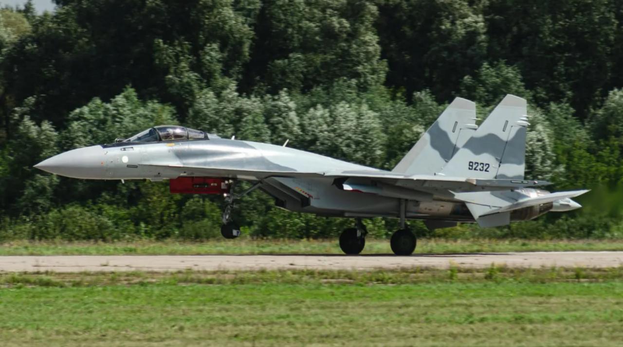 又摔一架王牌！乌克兰空军7月8日发了正式声明，说当天在东部方向干掉了一架俄军