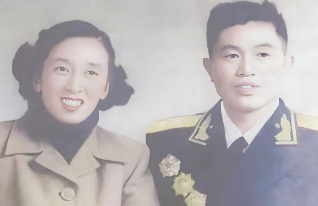 1940年，皮定均看上了女干部张烽，就让县长去说媒，张烽听说了县长的来意后，拒绝