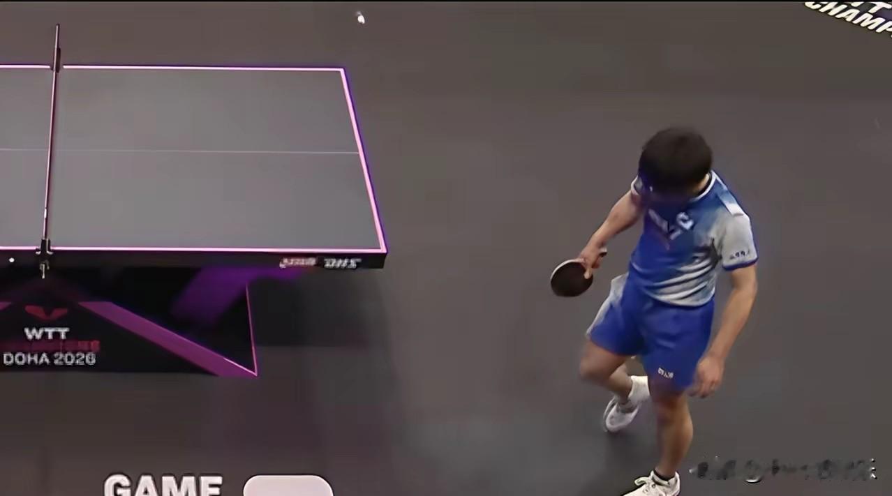 性格决定观众缘张本智和是优秀的乒乓运动员。年轻，技战术好，可他就是不该赢