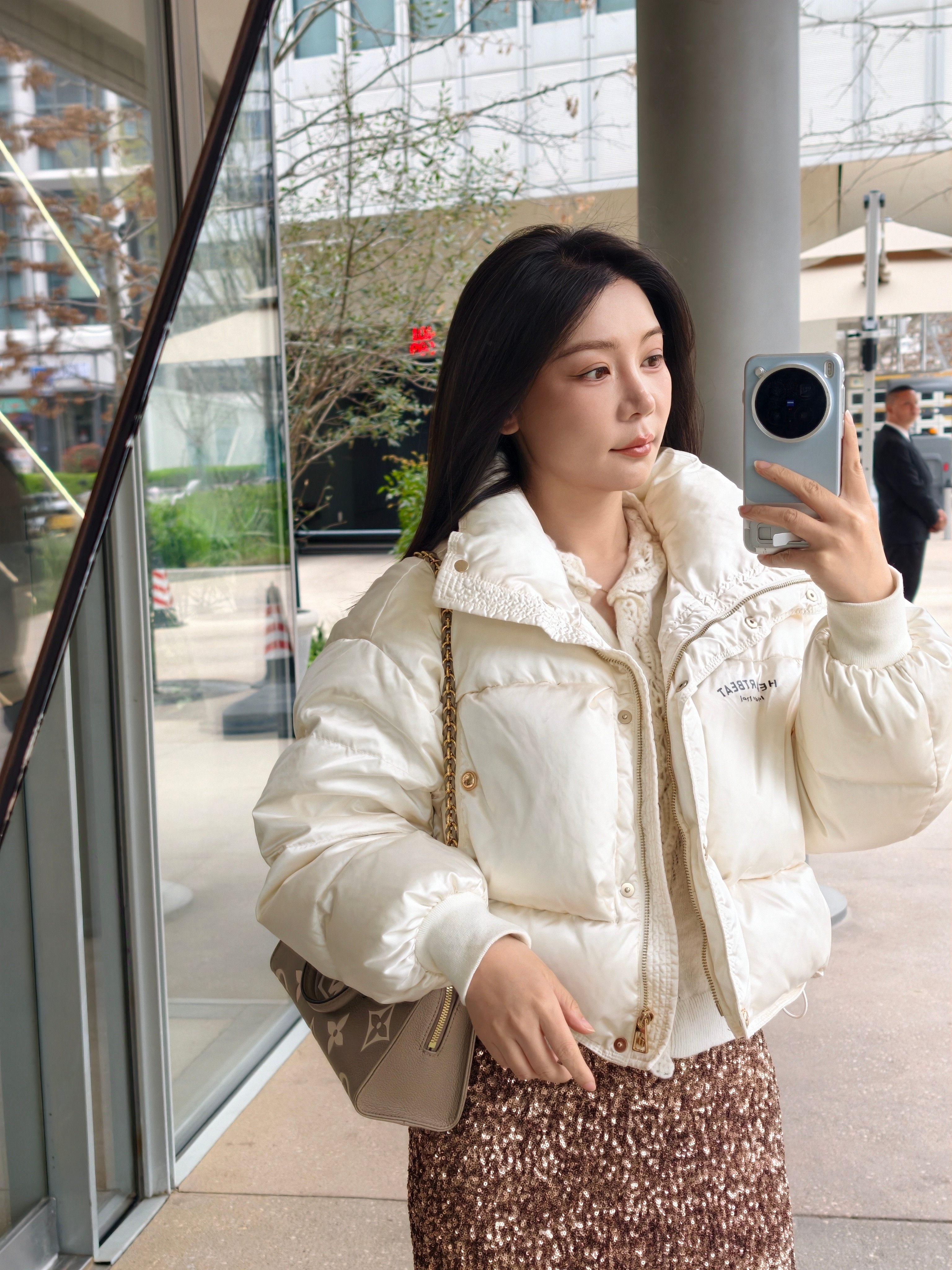 去吃漂亮饭当然要打扮的漂亮了今天的原相机自拍打几分？