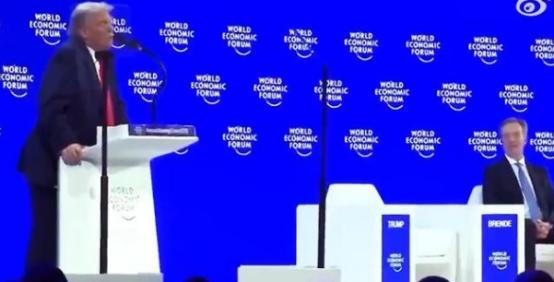 特朗普威胁：敢抛售美债，我就报复！全球目光齐刷刷看向中国，美官员感慨：这是唯一的