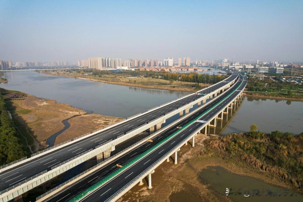 西安至兴平高速通过验收！半小时直达，西咸一体化再提速好消息！12月10日，西