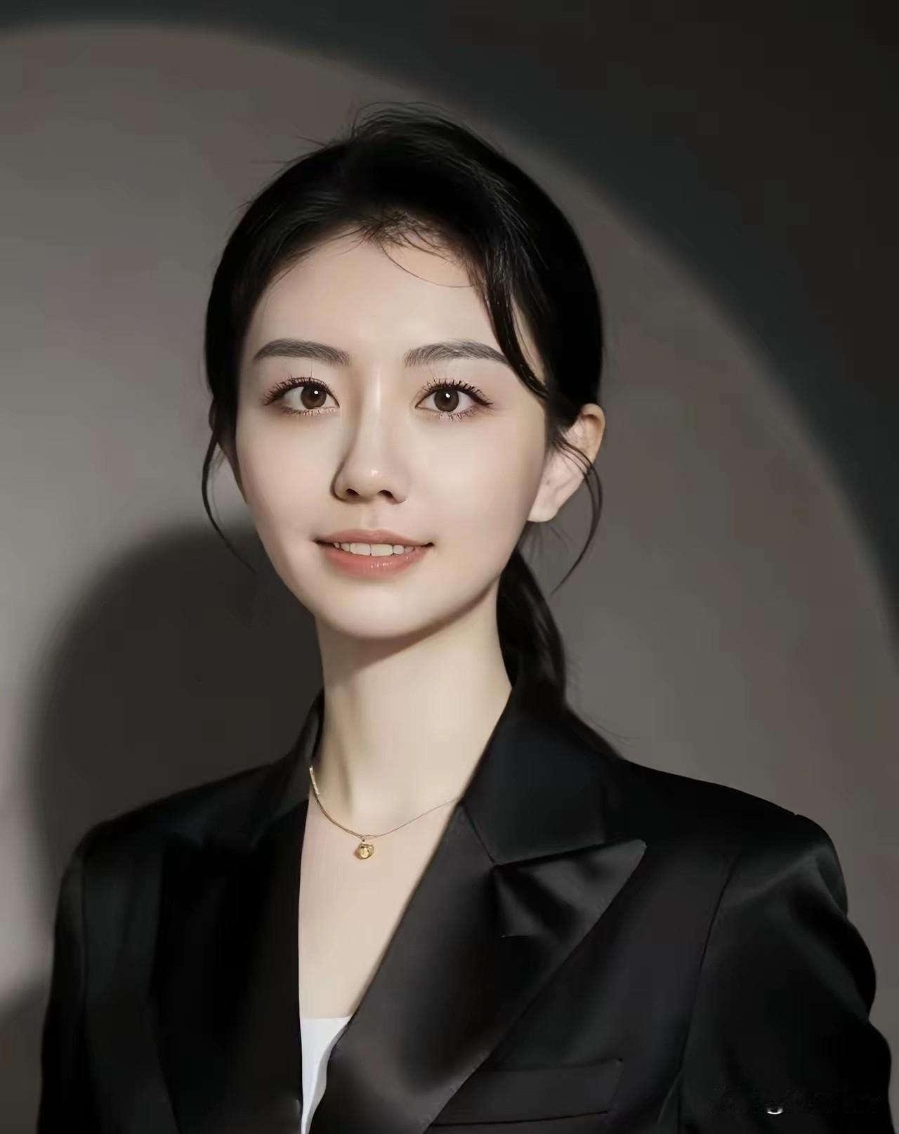 翟颖佳：2015山西文科状元，高颜值学霸！说出来你可能不信，2015年山西那个