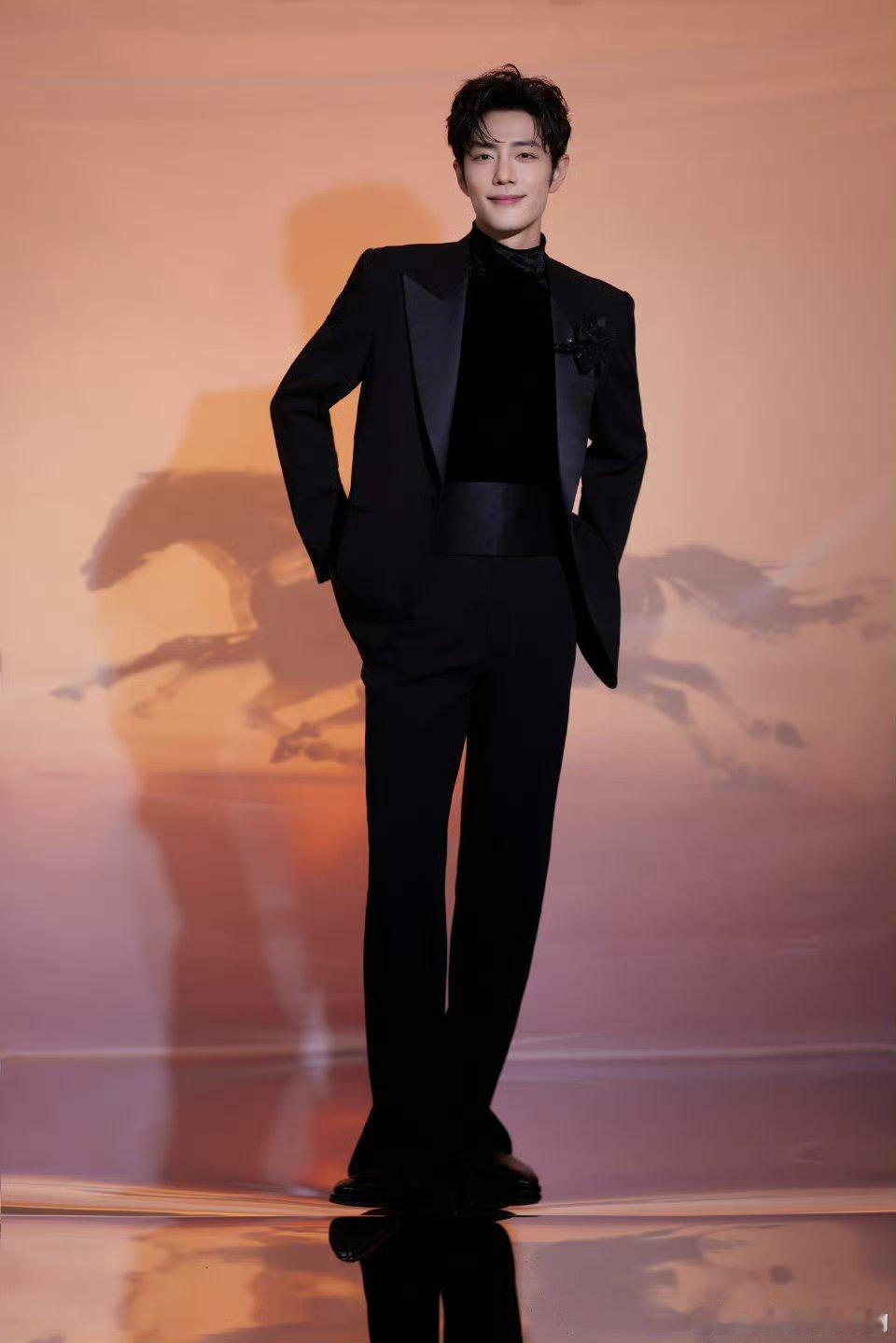 肖战名品身材🈶好绝的比例好惊人的腿长欧巴