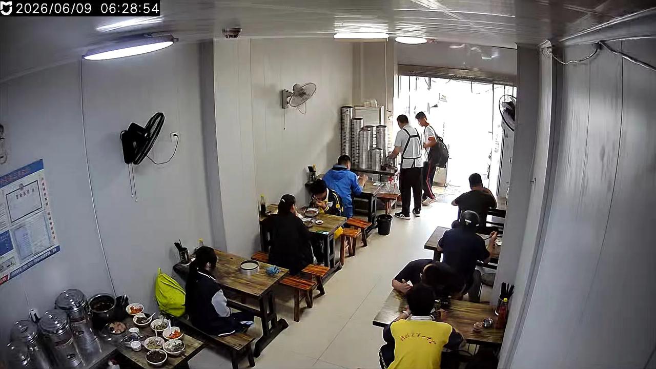 开了20年的早餐店，这段时间我常常问自己，如果不开早餐店，我还能干什么？去打工？