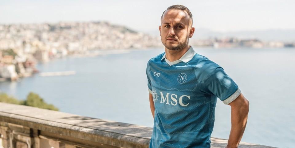 孔蒂开始众叛亲离了！洛博特卡经纪人接受采访时表示：“洛博特卡已经30岁了，在孔蒂