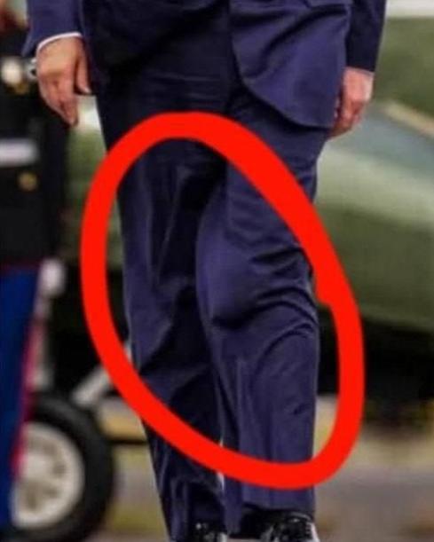 这事要是真的话，那情况可就大条了！ 美国媒体公布，有人看到特朗普裤子里露出，