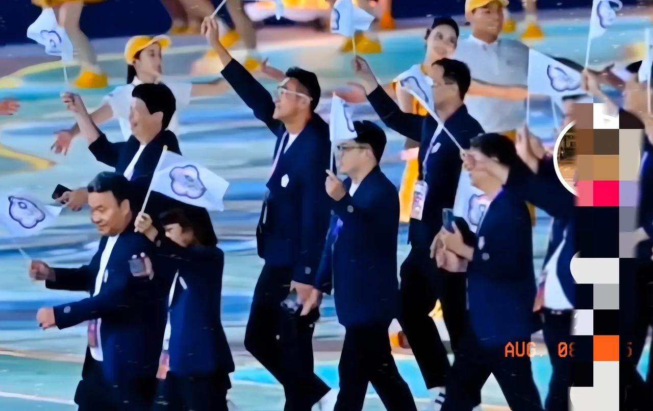 我想到了中国台湾这次在成都参加世界运动会会得到特殊待遇，万万没想到特殊待遇会
