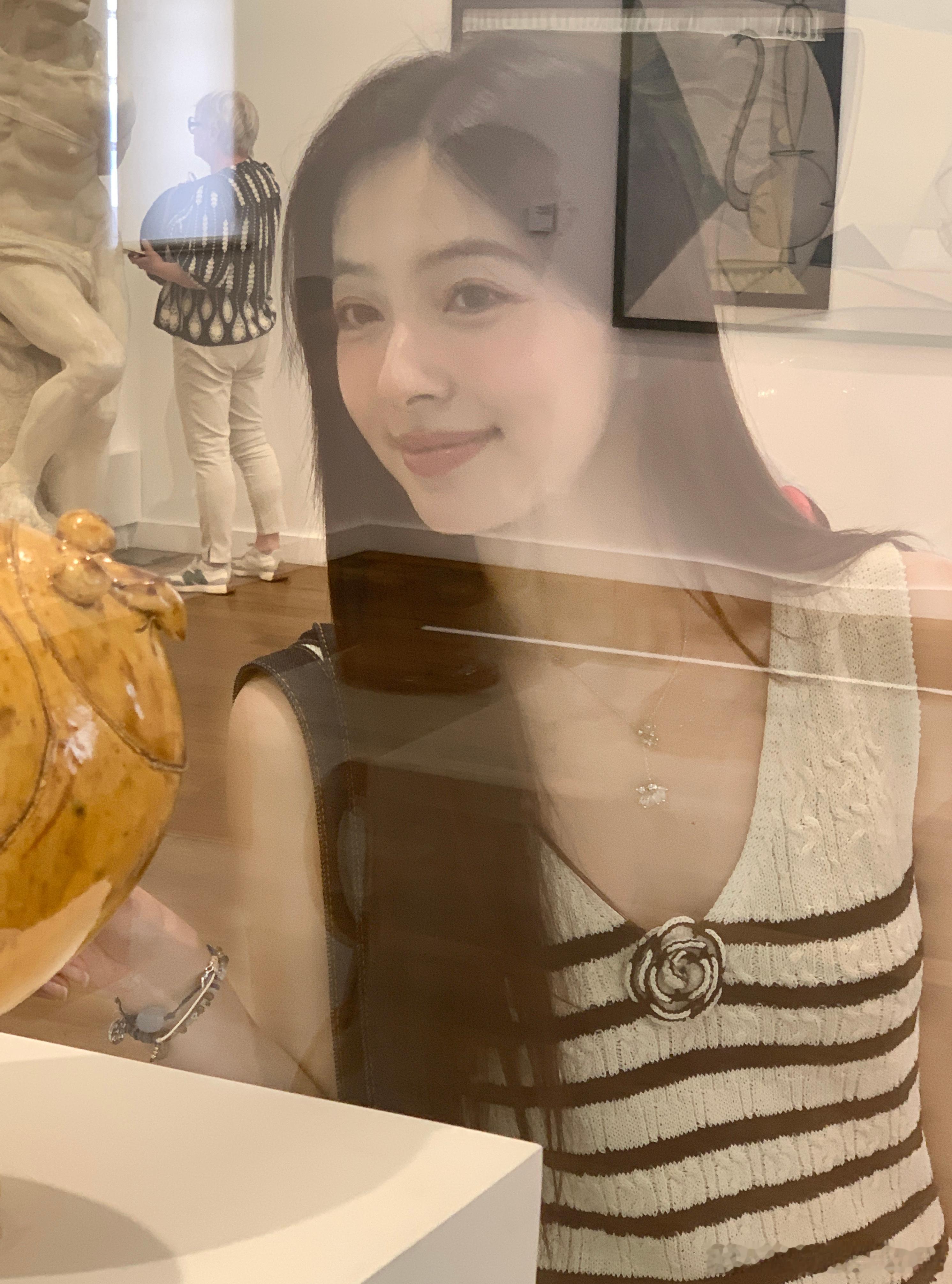 跑去海边悬崖上的古堡看毕加索每一个作品都好有意思～感觉可以逛一整天！（最喜欢的竟