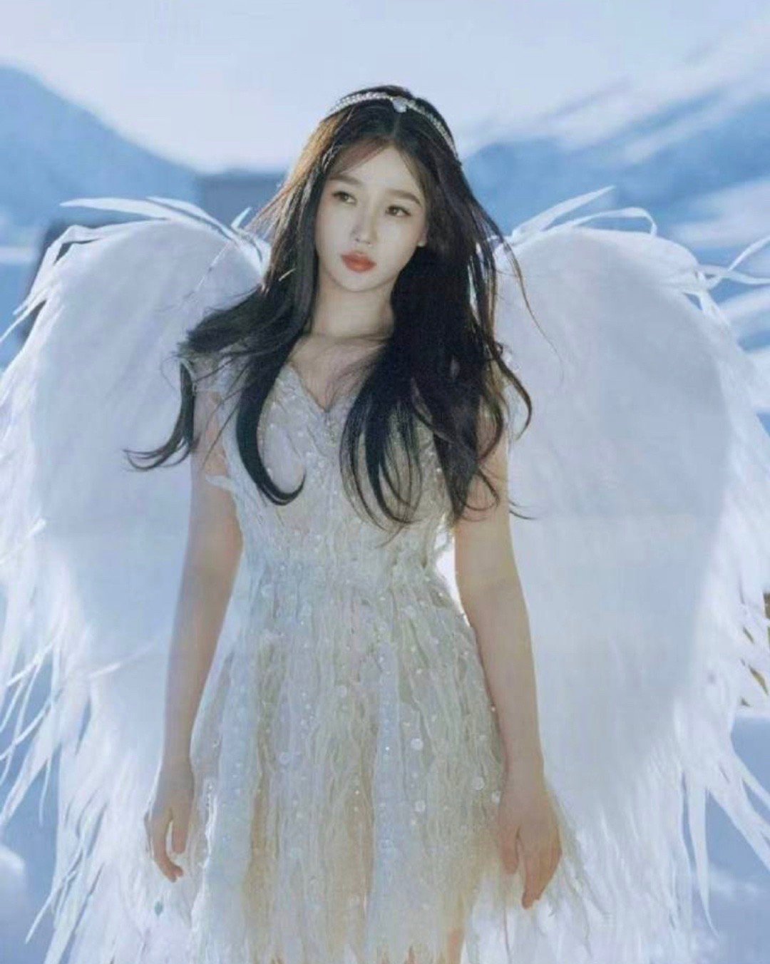 我说怎么这么眼熟。。直接照搬了​​​