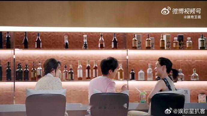 郭采洁谈曾经受限的情感经历湖南卫视背后被郭采洁对感情的思考深深打动，从曾经的情感