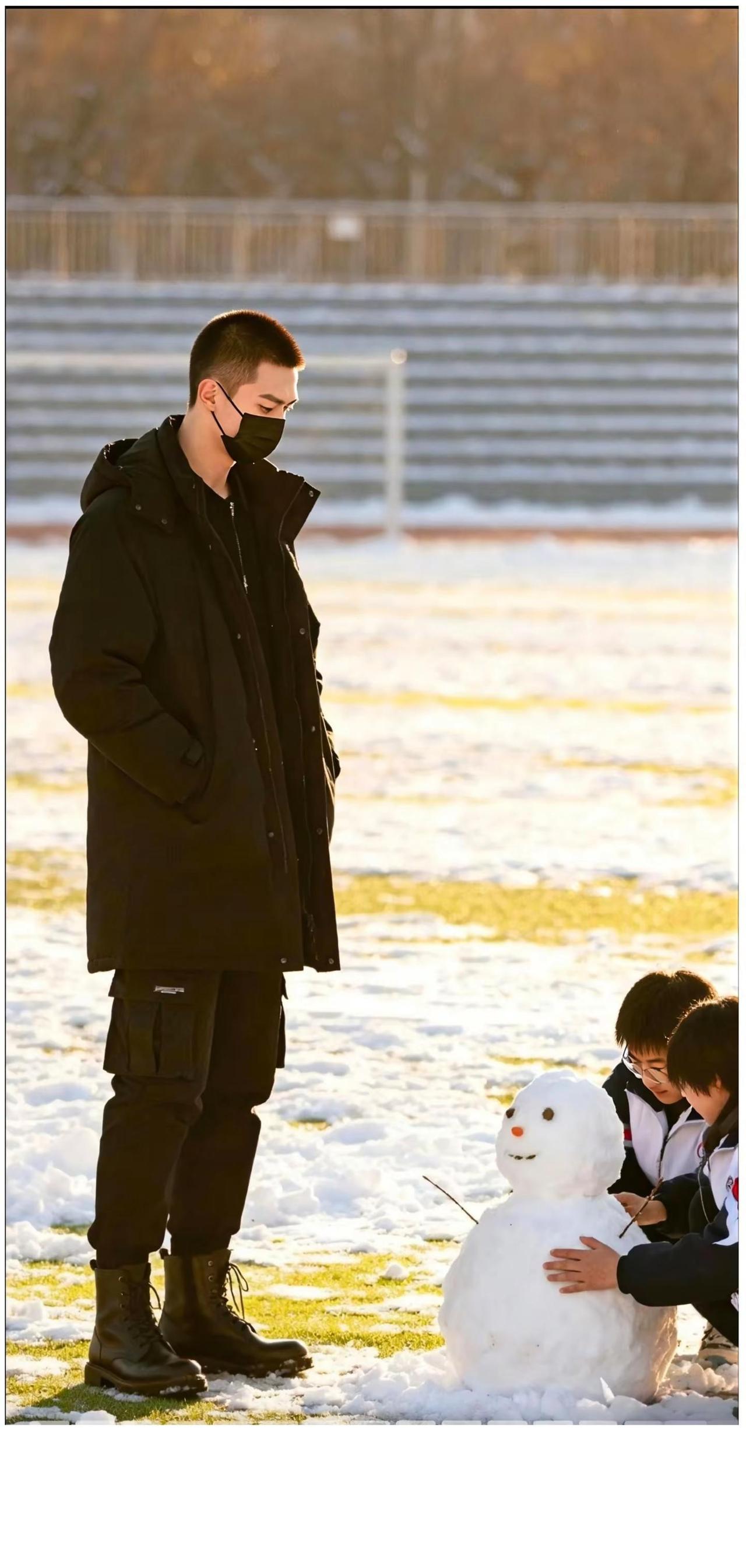 开学季，我会想到一些事，学生都会整齐划一的来到学校吗？很现实，很扎心的一个事，单