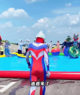 迪迦来了！迪迦被击倒了！