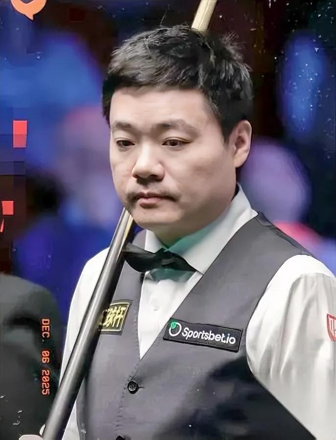 刚关了直播，我手都在抖——丁俊晖前两局打得那叫一个“炸”！长台一杆清，防守密