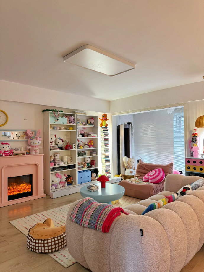 窝在可爱的小屋里人怎么能幸福成这样