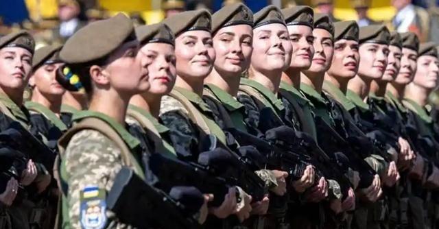 这仗打了快五年，全世界都在算什么时候停火、炮弹什么时候停、士兵什么时候能回家。但