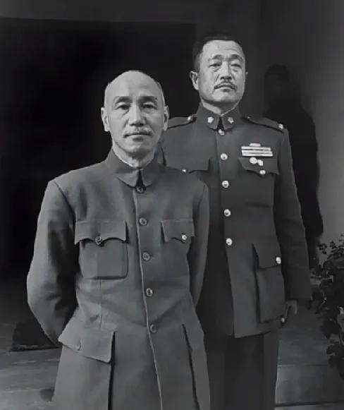 杜聿明的一生很传奇。他早年毕业于黄埔军校，参加过北伐战争和抗日战争。在1933
