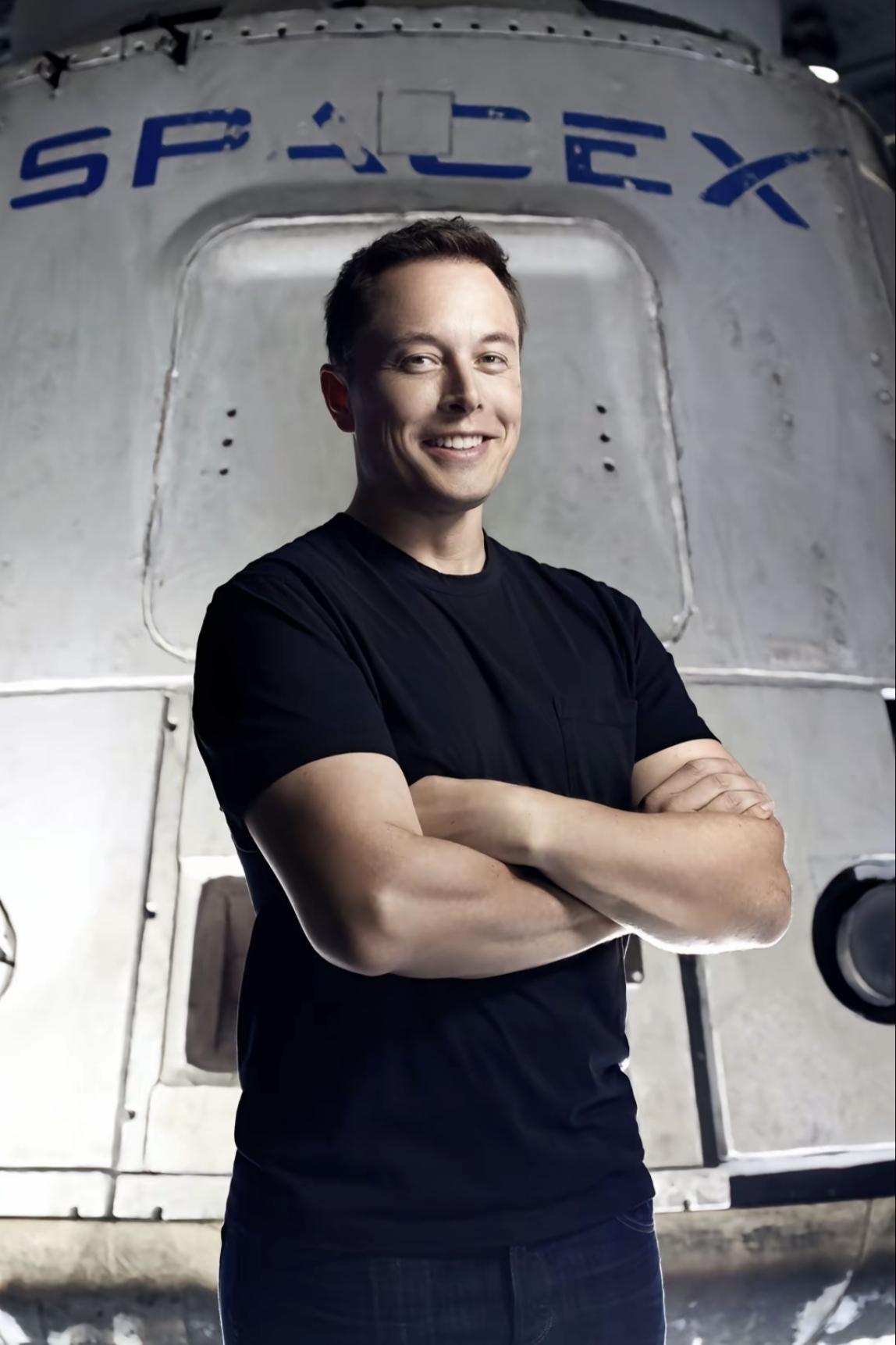 马斯克的编程水平不容小觑。据公开资料显示，他10岁便自学编程，12岁时独立设计并