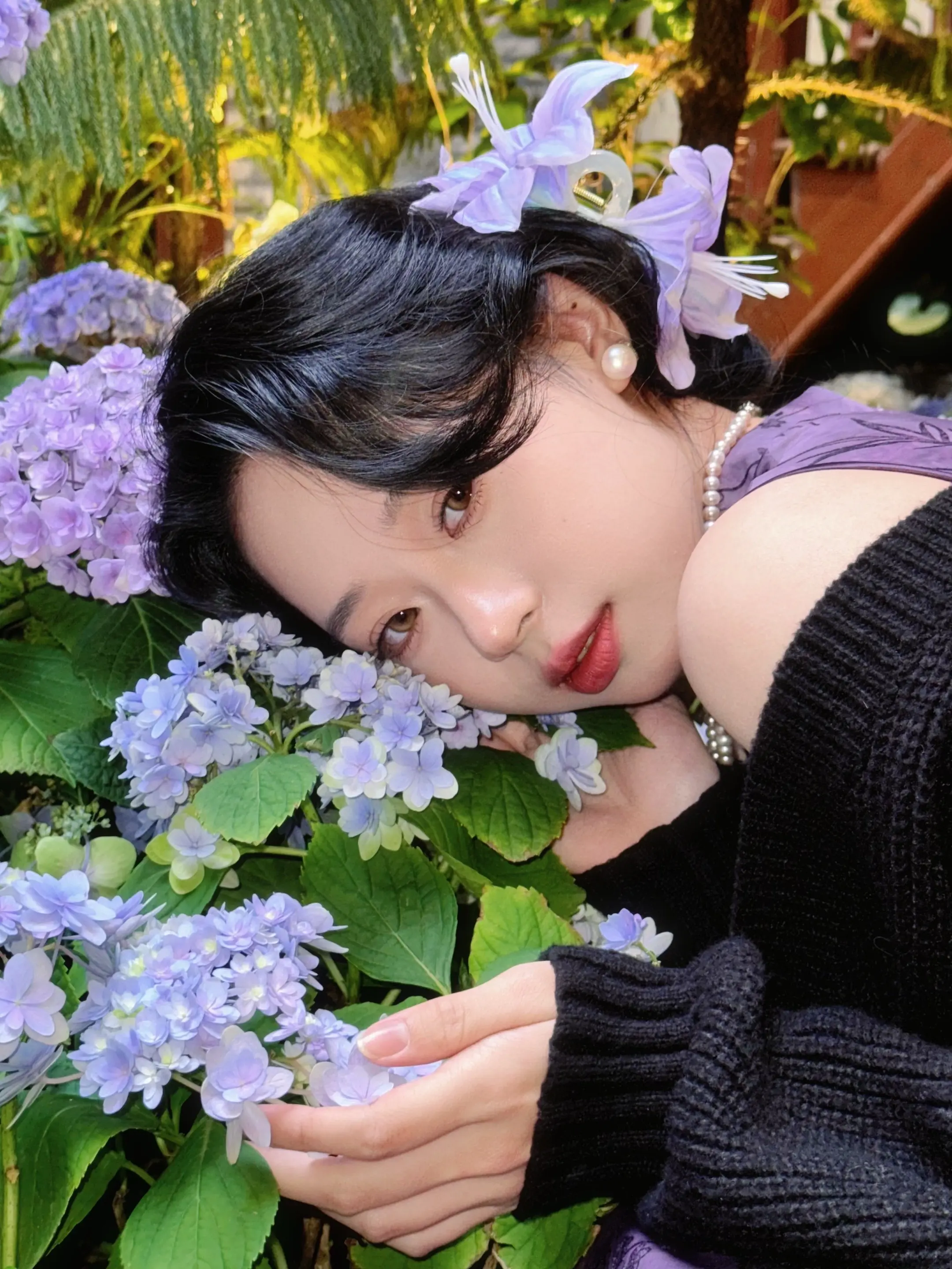 拥抱 直到拥有同样的香气。